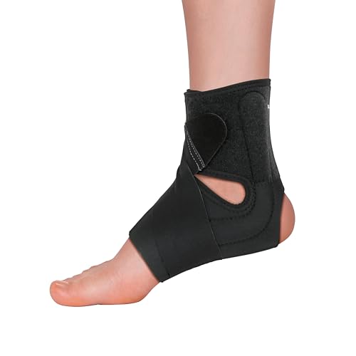 MUELLER Sports Medicine Comfort Flex Ankle Stabilizer, Ankle Pain Relief Support for Men and Women, Ideal for Sprains, Strains, Arthritis, Black, One Size