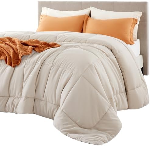 Bedsure Comforter Duvet Insert - Quilted Comforters King Size, All Season Duvet, Down Alternative Bedding, with 8 Tabs, Gifts for Women/Men, Linen, King 90 x 102 Inches