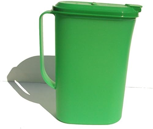 Tupperware Refrigerator Pitcher 2 Quarts Slim Line Green
