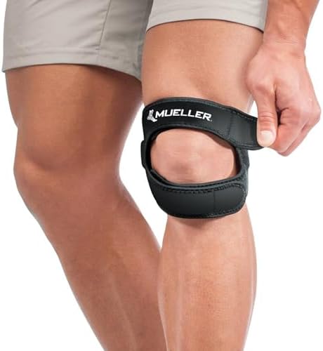 MUELLER Sports Medicine Adjustable Max Knee Single Strap for Men and Women, Compression & Pain Relief Support for Osgood-Schlatter's, Runner's Knee, Patellar Tendinitis, Black