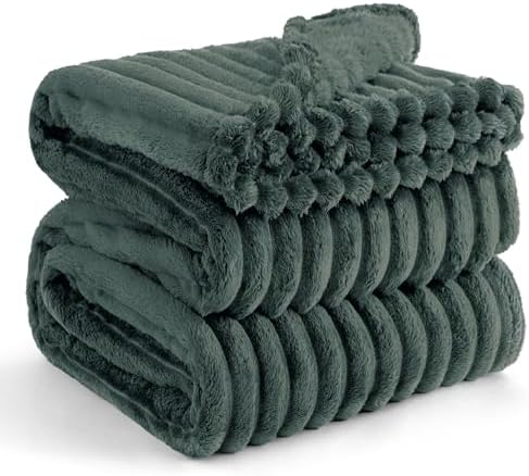 Bedsure Mallard Green Fleece Blanket for Couch - GentleSoft Cozy Soft Blankets for Women, Cute Small Throws for Girls, 90x90 Inches