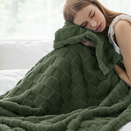 Bedsure Bronze Green Fleece Blanket for Couch - Super Soft Cozy Blankets for Women, Cute Small Throws for Girls, 50x60 Inches