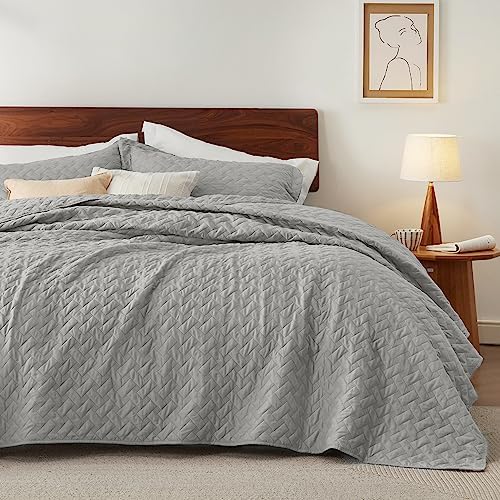 Bedsure Quilts Queen Size - Lightweight Bedspreads Queen Size with Basket Weave Pattern, Soft Quilt Bedding Set, Light Grey Comforter Set Coverlet for All Seasons with 2 Pillow Shams