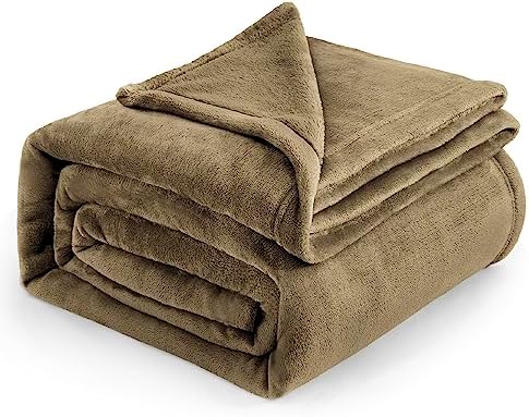 Bedsure Fleece Blankets King Size Camel - Bed Blanket Soft Lightweight Plush Cozy Fuzzy Luxury Microfiber, 108x90 inches