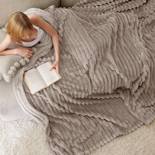 Bedsure Mocha Meringue Fleece Blanket for Couch - GentleSoft Cozy Soft Blankets for Women, Cute Small Throws for Girls, 108x90 Inches