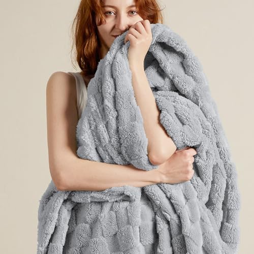 Bedsure Silver Grey Throw Blanket for Couch - Super Soft Cozy Blankets for Women, Cute Small Fleece Throws for Girls, 50x60 Inches
