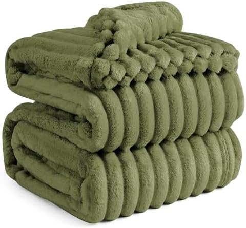 Bedsure Cypress Fleece King Blanket for Couch - GentleSoft Cozy Soft Blankets for Women, Cute Small Throws for Girls, 108x90 Inches