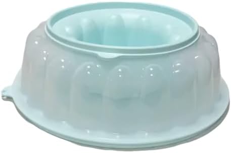 Tupperware Jel-ring Jello Mold Mint Green by Tupperware