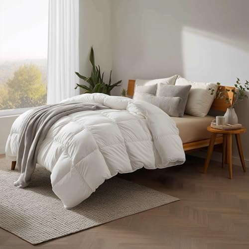 Bamboo Bay All Season Oversized King Comforter, 100% Viscose Made from Bamboo, Soft Quilted Down Alternative Duvet Insert with Corner Tabs, Breathable Cooling Bedding, 98 x 116 Inch
