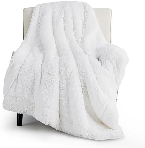 Bedsure Fluffy White Throw Blanket Gifts for Women, Men, Soft Fleece Cozy Fuzzy Sherpa Plush Warm Minky Thick Faux Fur Throws for Couch, Bed, White Decor House Blanket Gifts for Mom Dad, 50x60