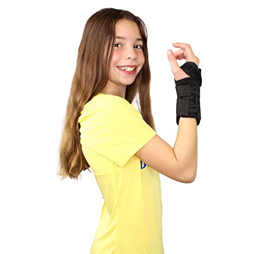 Brace Direct Pediatric Wrist Brace - Young Child Splint for Carpal Tunnel, Tendonitis, Sprains & Injuries - 6" Lace Up Design (Right Hand)
