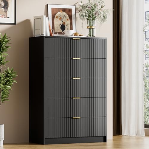 Black Dresser for Bedroom, Modern Dresser with 5 Drawers and Smooth Slides, Wide Chest of Drawers with Golden Handles for Bedroom, Living Room, Closet, 15.7" D x 31.5" W x 47.2" H