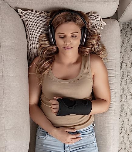 ComfyBrace Night Wrist Sleep Support Brace- Fits Both Hands - Cushioned to Help With Carpal Tunnel and Relieve and Treat Wrist Pain, (2 Pack/Night Brace, One Size Fits All) (Pack of 2)