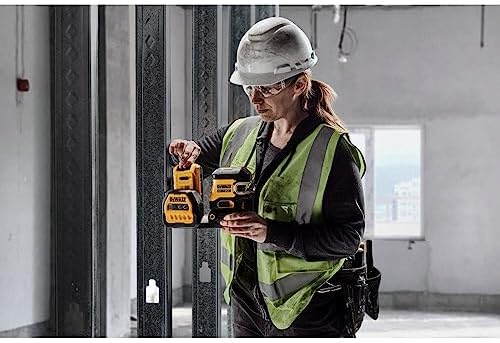 DEWALT 20V/12V MAX Laser Level, 2 Spot Laser and Cross Line Laser, Green, Bare Tool Only (DCLE34220GB)