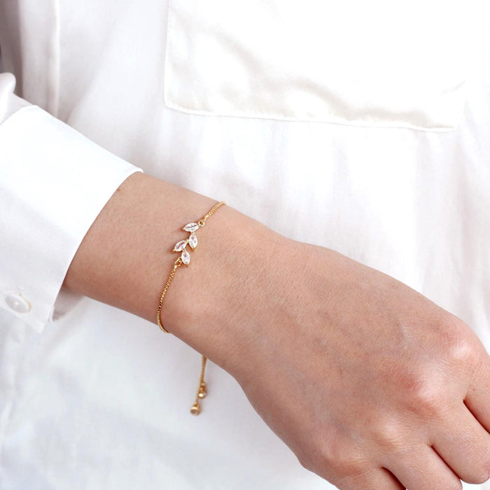 Bridesmaids Bracelet Gifts, Adjustable Best friend Personalized initial Bracelet, flower girl Bracelet, Dainty leaf Bracelets,Forest Wedding